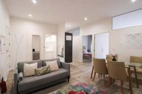 2 Bedroom Cosy Flat